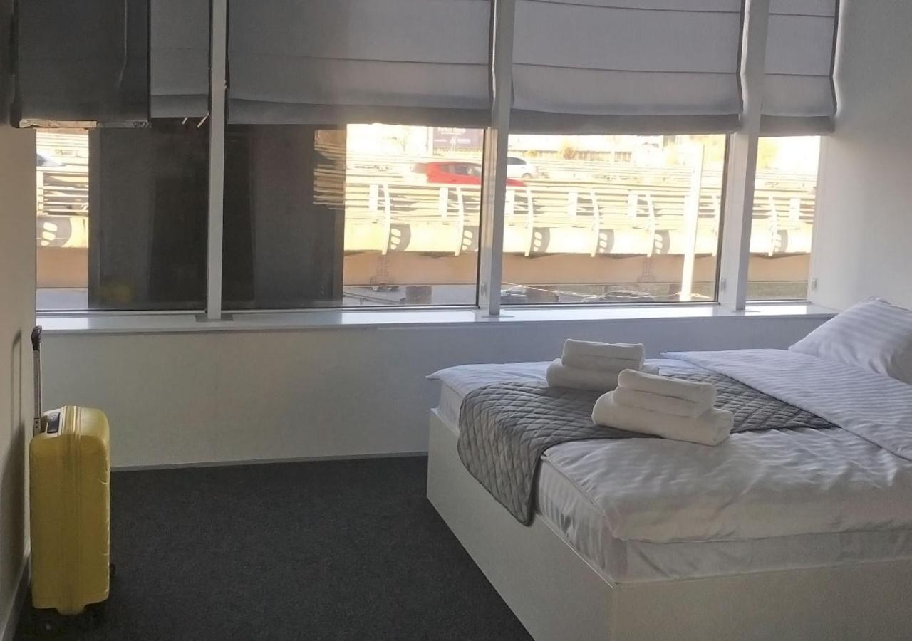 Kyivpasservis Hotel Exteriör bild