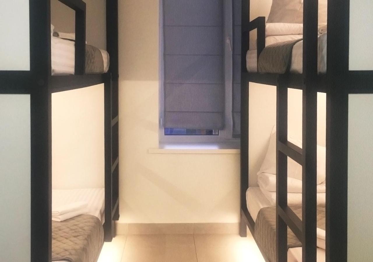 Kyivpasservis Hotel Rum bild